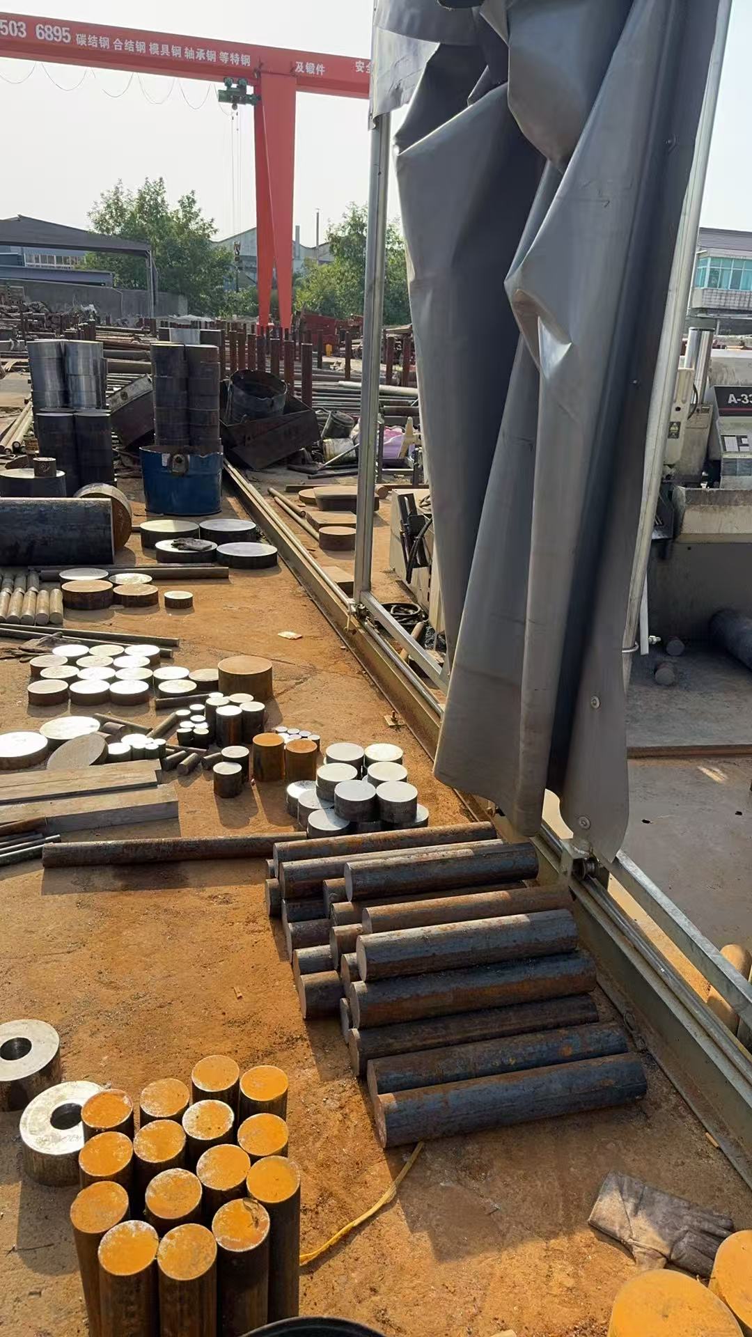 Round bar cut-to-length sawing
